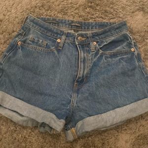 Wild fable highest rise mom shorts in a size 4